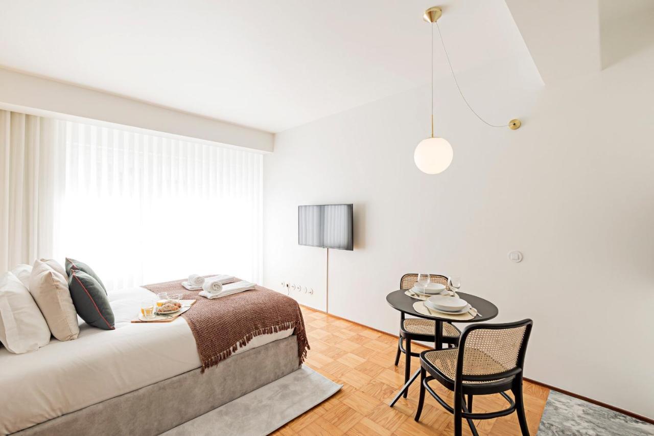 Ceuta Studio Apartments By Lovelystay Porto Exterior foto