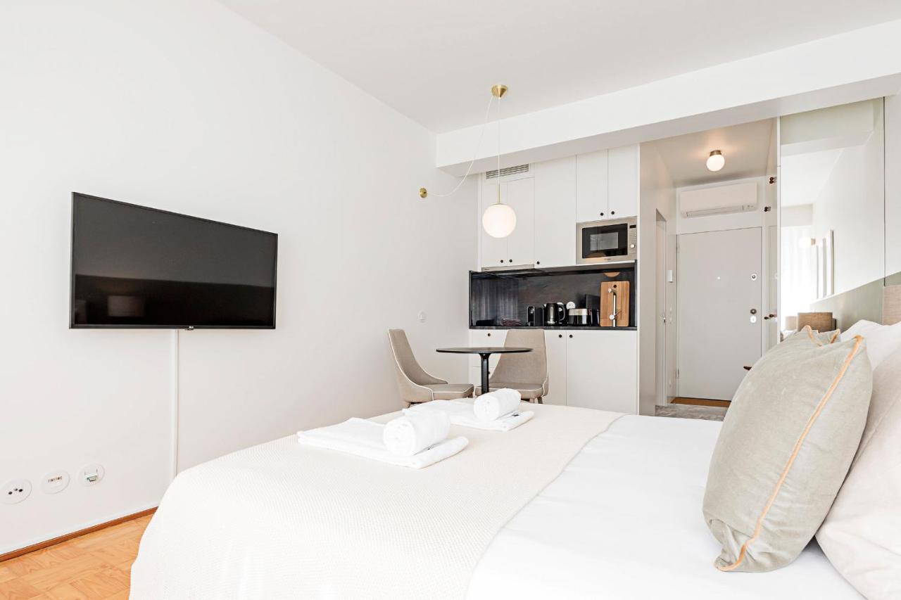 Ceuta Studio Apartments By Lovelystay Porto Exterior foto
