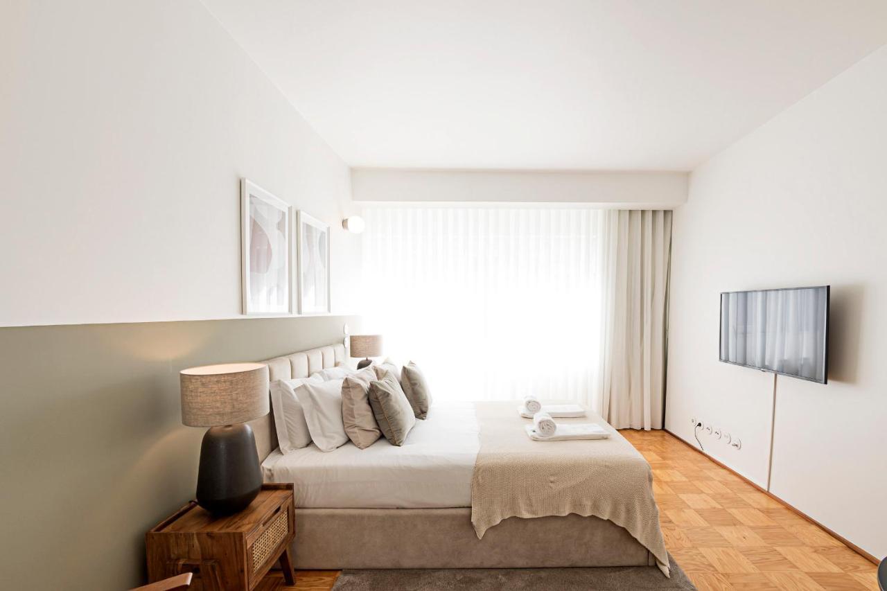 Ceuta Studio Apartments By Lovelystay Porto Exterior foto