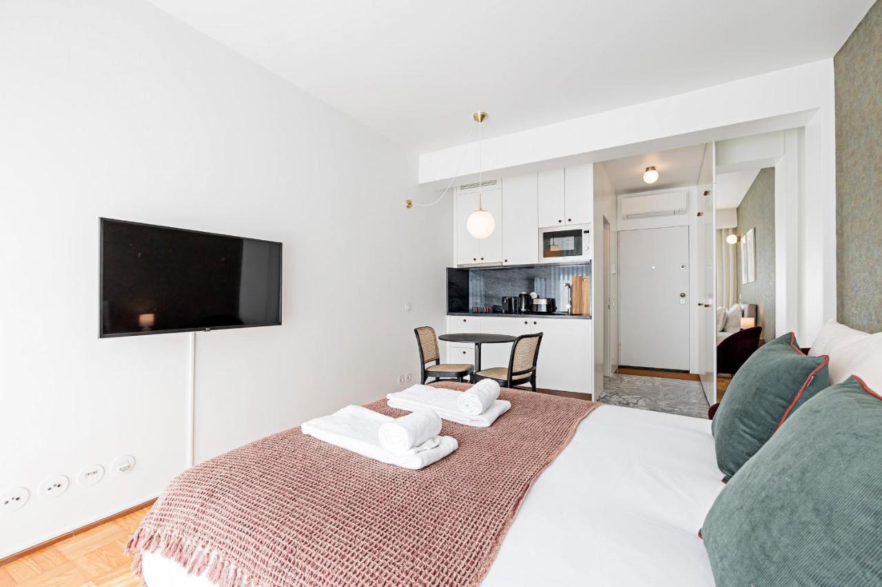 Ceuta Studio Apartments By Lovelystay Porto Exterior foto