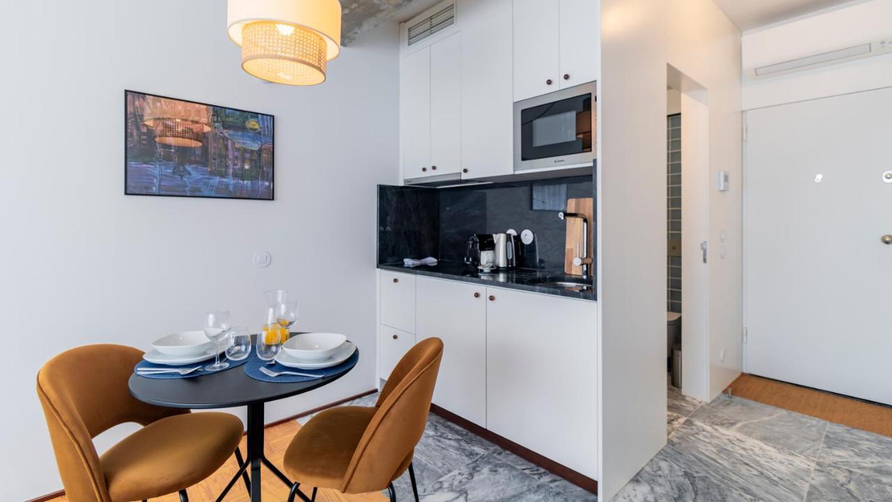 Ceuta Studio Apartments By Lovelystay Porto Exterior foto