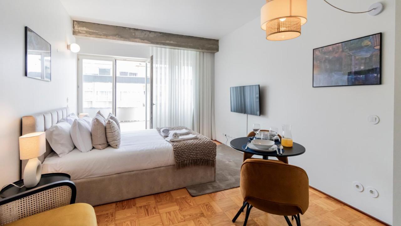 Ceuta Studio Apartments By Lovelystay Porto Exterior foto