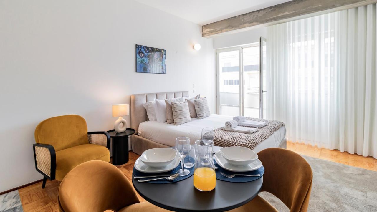 Ceuta Studio Apartments By Lovelystay Porto Exterior foto